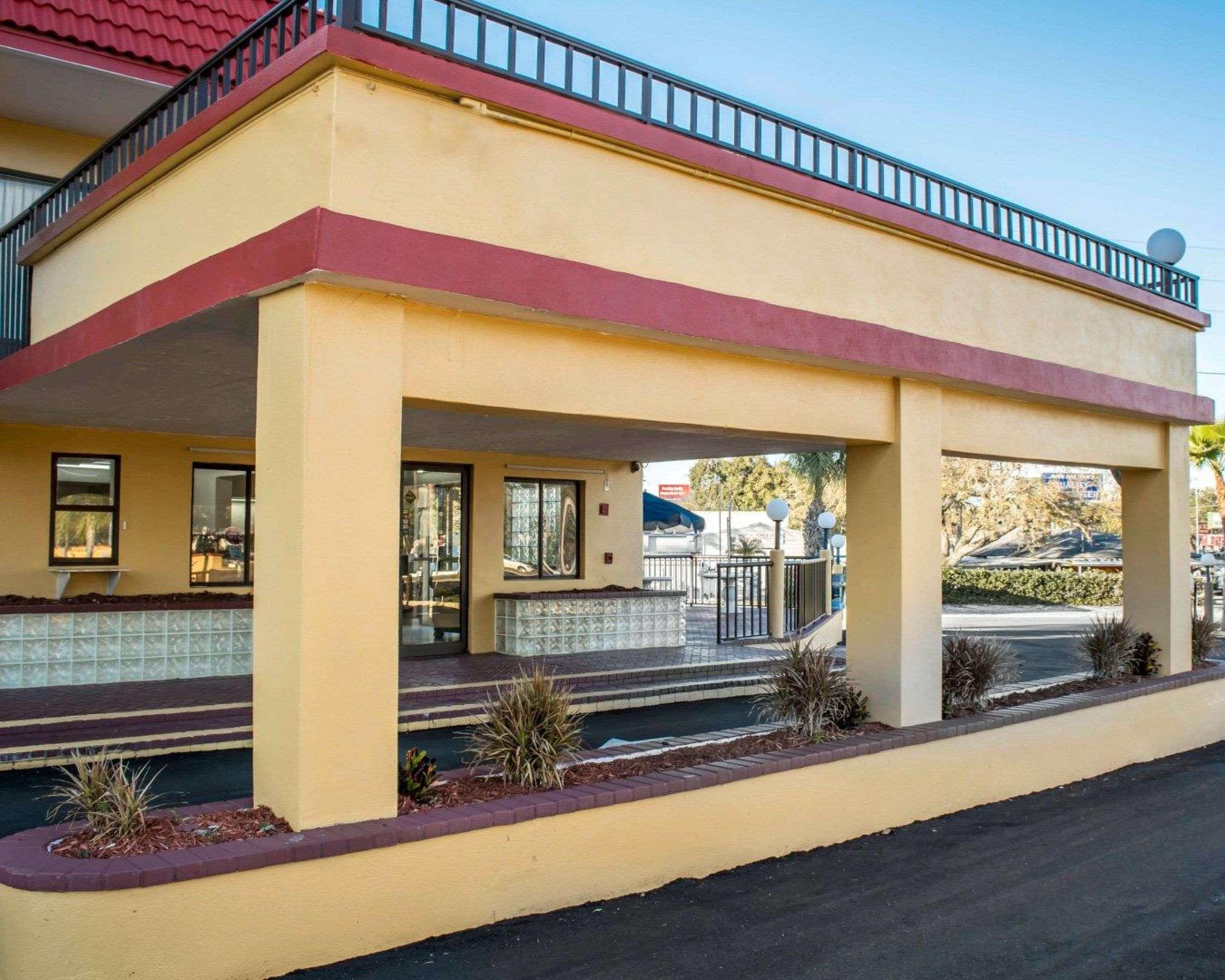 Rodeway Inn Clearwater-Dunedin Extérieur photo