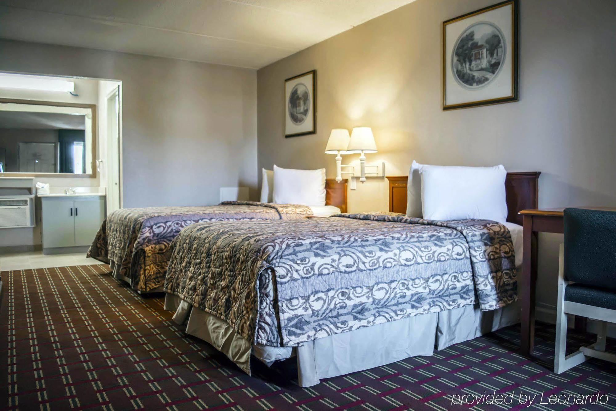 Rodeway Inn Clearwater-Dunedin Extérieur photo