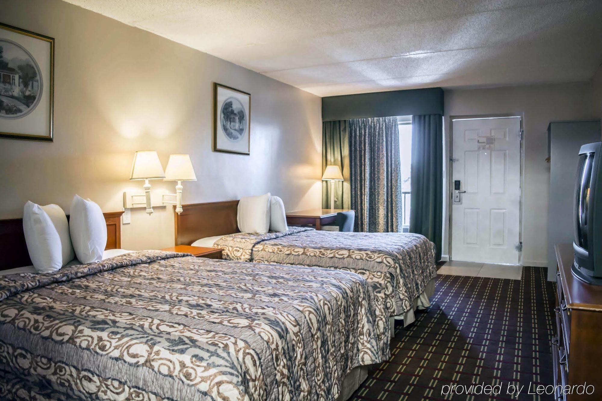 Rodeway Inn Clearwater-Dunedin Extérieur photo